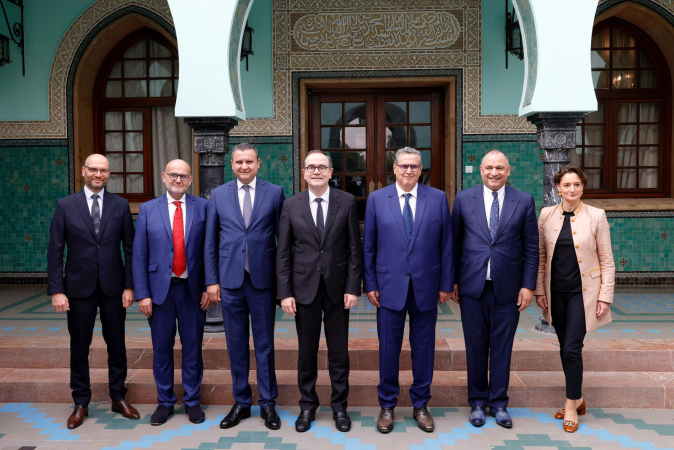 M. Akhannouch reçoit le Directeur exécutif de Renault et préside la cérémonie de signature d'un avenant à la convention d'investissement avec le groupe