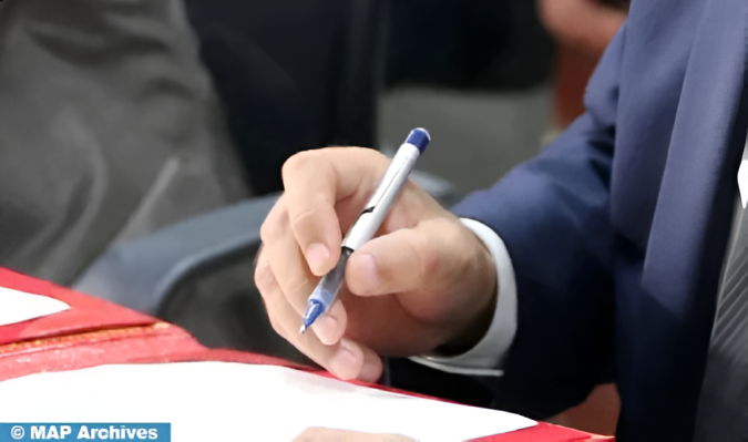 توقيع اتفاقية شراكة بالرباط بشأن برنامج منح لطلبة الدكتوراه في مجالي الانتقال الطاقي والتنمية المستدامة