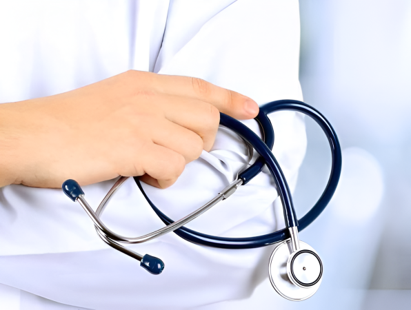 تنظيم حملة طبية جراحية واسعة بالسمارة من 5 الى 7 دجنبر لتوسيع الولوج إلى العلاجات المتخصصة وتقديم دعم مباشر للسكان