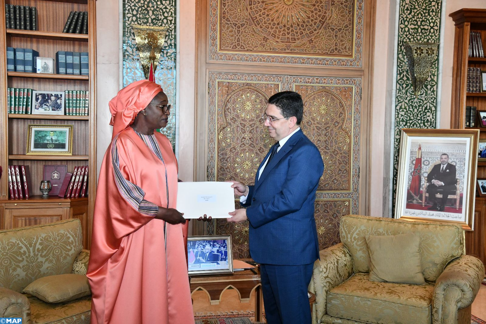 M. Bourita reçoit la ministre sénégalaise des AE, porteuse d’un message écrit à SM le Roi du Président du Sénégal