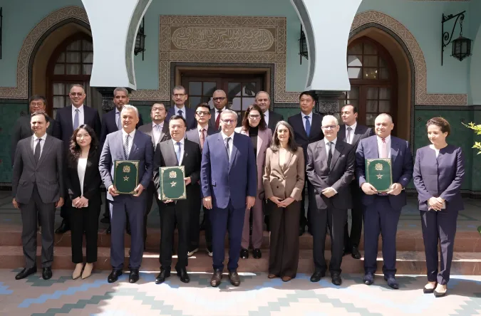 Firmado en Rabat un acuerdo de inversión con el grupo chino “Sunrise” por un valor de 2,3 mil millones de dírhams