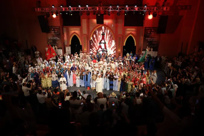 المهرجان الوطني للفنون الشعبية بمراكش: فرصة للتلاقي بين الفنون الشعبية المغربية ونظيرتها العالمية
