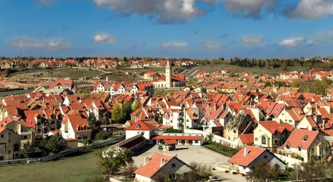 Ifrane: Le premier Festival des Cédrières célèbre l'art de la Tbourida