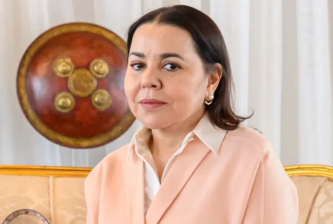 صاحبة السمو الملكي الأميرة للا أسماء تزور أطفالا مغاربة وبنميين.. مؤسسة للا أسماء تتجاوز عتبة 1100 مغربي مستفيد مجانا من زراعة القوقعة