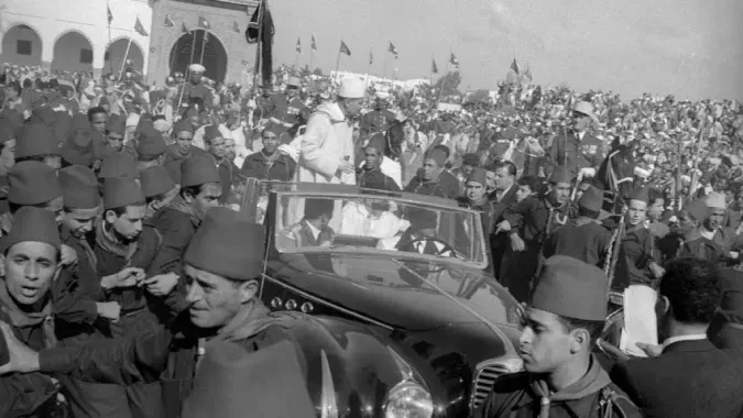 Tanger: Un colloque met en lumière la communion historique entre le Trône et le Peuple