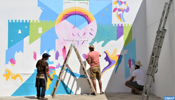 Moussem Culturel international d’Assilah: Quand la créativité des artistes redonne vie aux murs de la médina