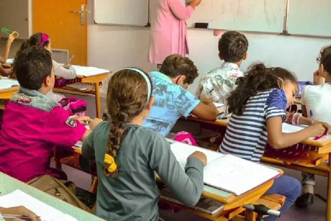 La Chambre des représentants adopte un projet de loi relatif à l’enseignement scolaire